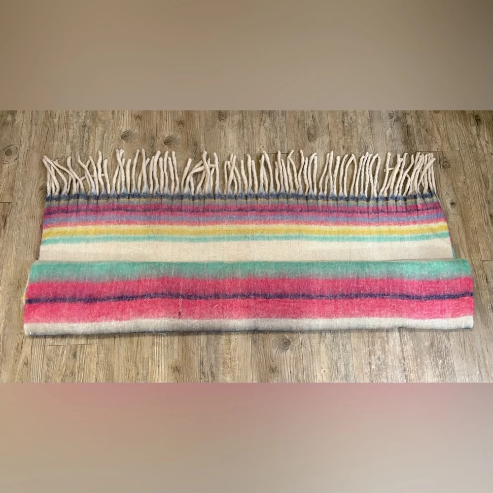 Free People‎ Ivory Multi Fringe Throw